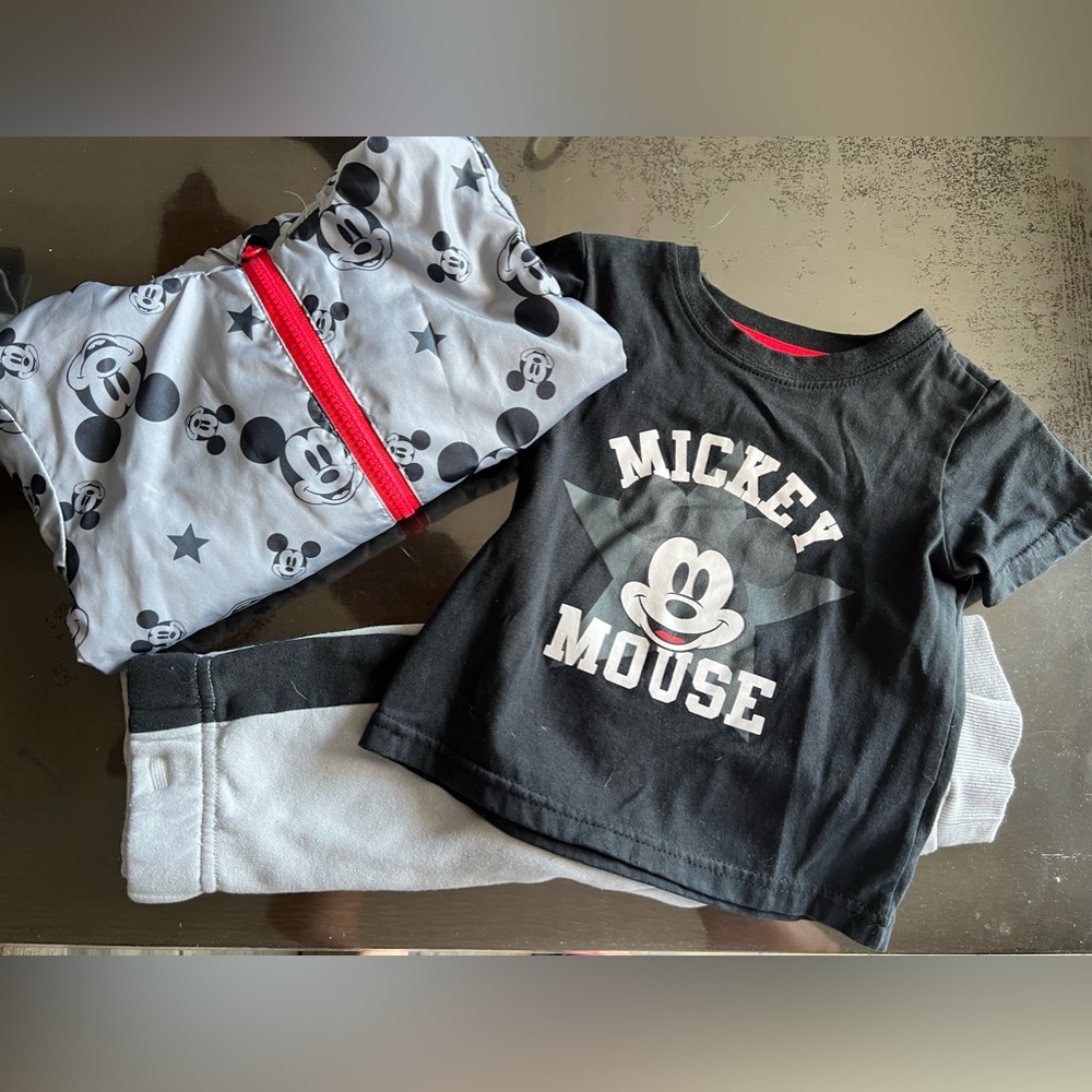 Disney Mickey Mouse Outfit Set